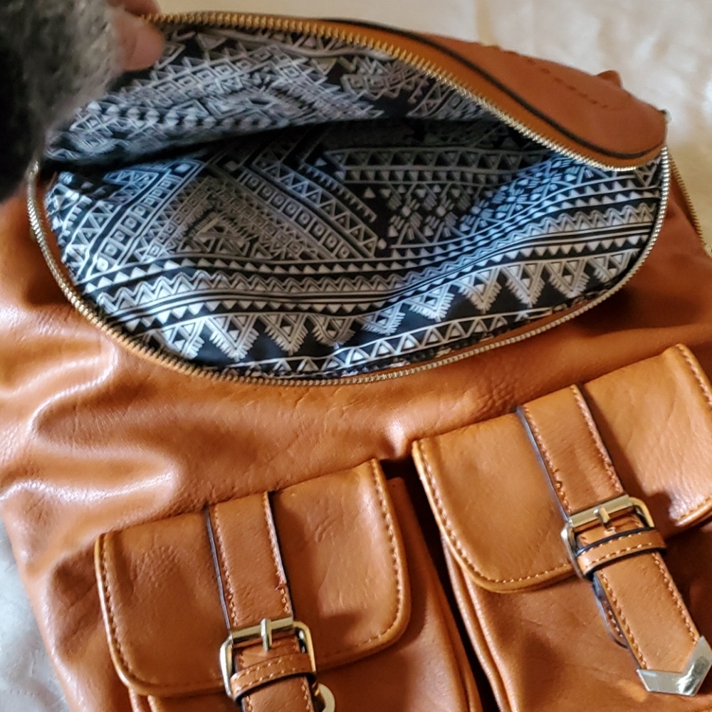 Bag - Picture 3 of 5